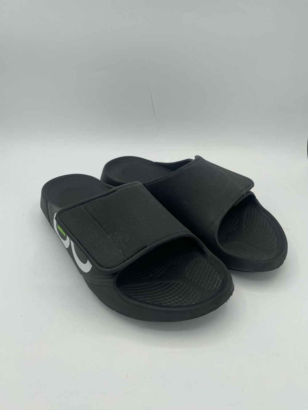 OOFOS OOahh Sport Flex Recovery Slides Men’s 9